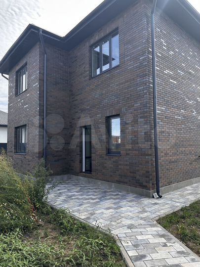 Коттедж 152 м² на участке 8 сот.