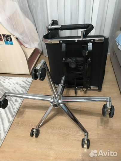 Офисное кресло руководителя новое chairman 750