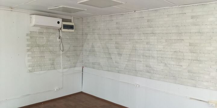 Торговые помещения в торг. комплексе 18, 22, 40м2