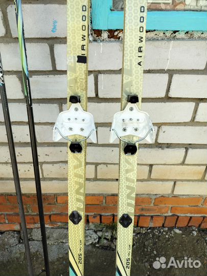 Беговые лыжи