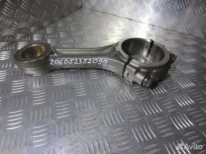 Шатун Volvo 1547124