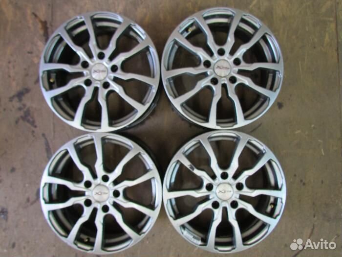 Диски Nissan R16 Литые 5x114.3 J6.5 BD