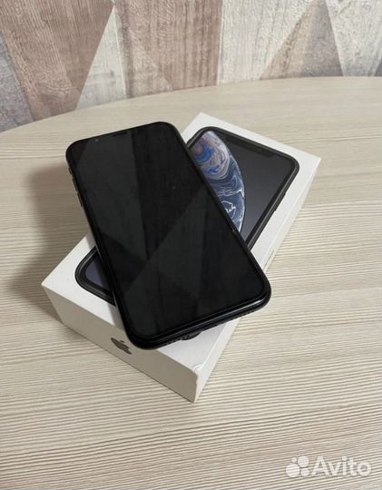 iPhone Xr, 64 ГБ