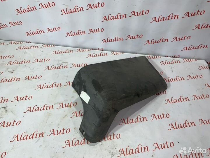 Бампер задний правый Ford Transit 2.4 2005