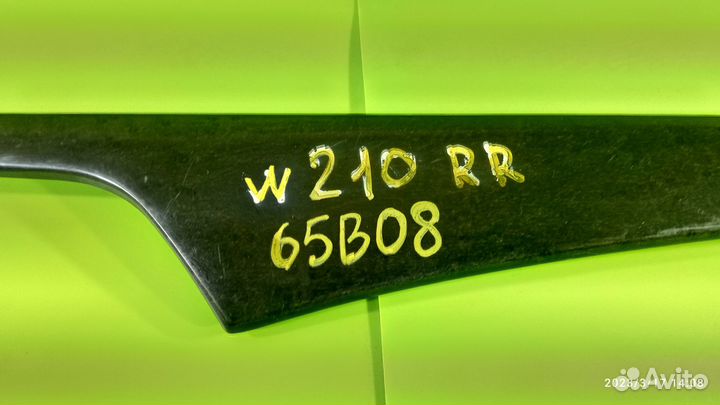 Накладка обшивки двери для Mercedes-Benz W210