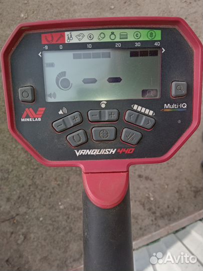Металлоискатель minelab vanquish 440