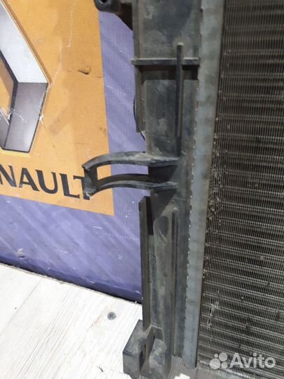 Радиатор охлаждения двигателя основной Renault log