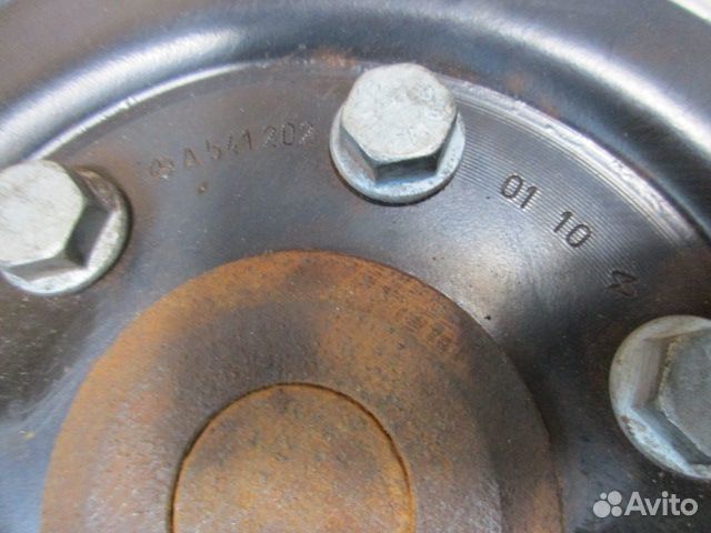 Помпа Mercedes Benz Axor