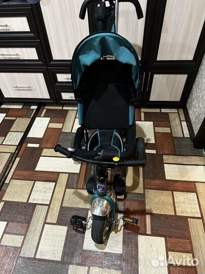 Трехколесный велосипед с родительской ручкой