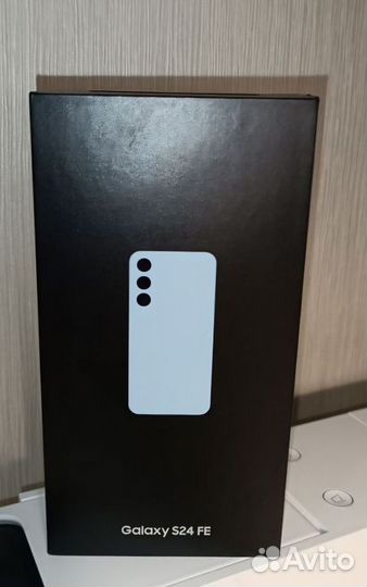 Samsung Galaxy S24 FE, 8/256 ГБ