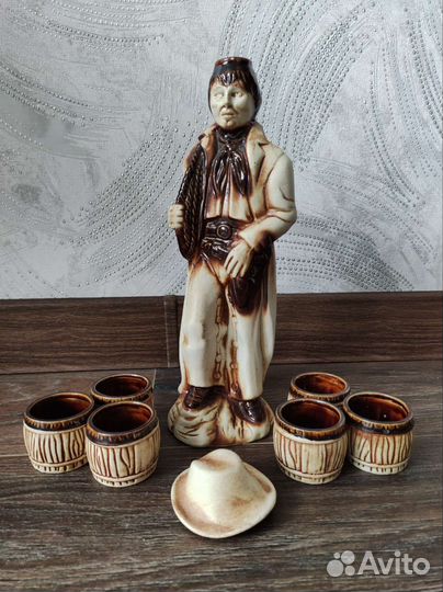 Набор бутылка и стопки