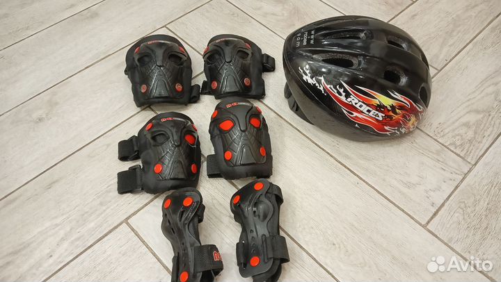 Ролики раздвижные 31-36 Reaction с защитой