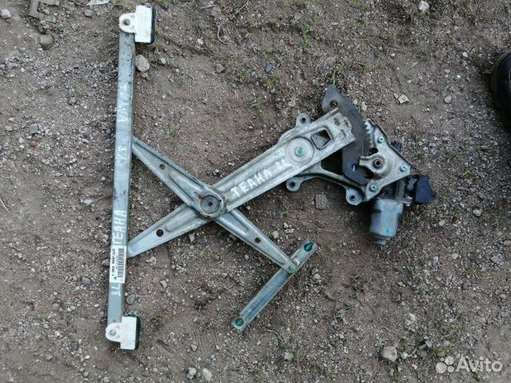 Стеклоподъемник Nissan Teana J32 VQ25DE 2012