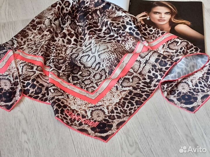 Платок Шелковый Roberto Cavalli ручная подшивка