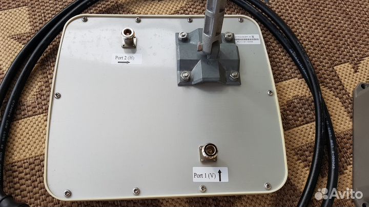 Уличная Wi-Fi точка доступа с антенной и кабелями