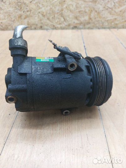 Компрессор кондиционера Opel Corsa C Z10XE 2003