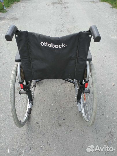Инвалидная коляска