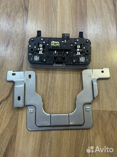 Плафон освещения салона передний Kia Rio X-Line