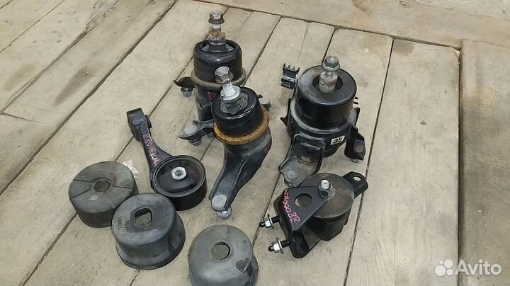 Подушка двигателя lexus rx 350