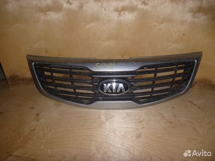 Решетка радиатора KIA sportage 2010