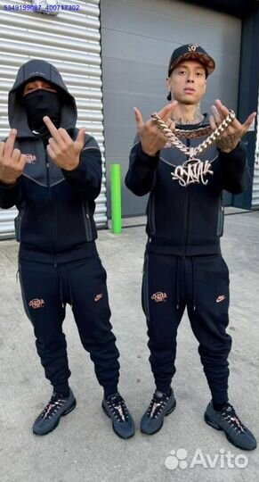 Nike Tech Fleece: уют и стиль в одном костюме