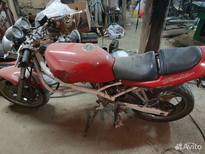 Сузуки бандит 250