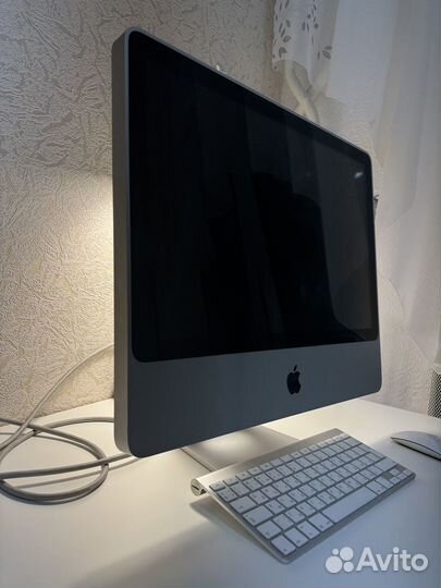 Два моноблока Apple iMac 20' и 24', 2008 год