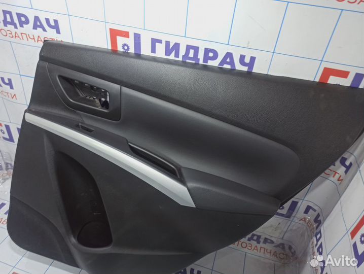 Обшивка двери задней правой Suzuki SX4 (JYA)