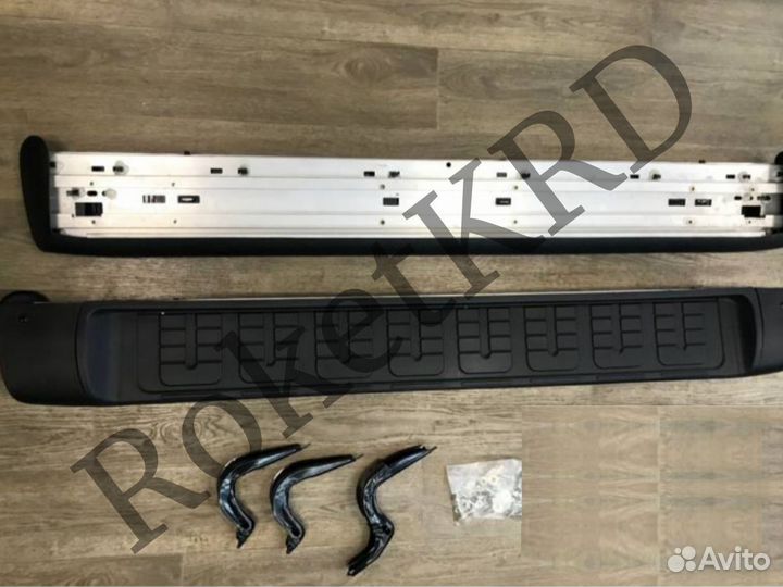 Подножки FJ Cruiser в Наличии