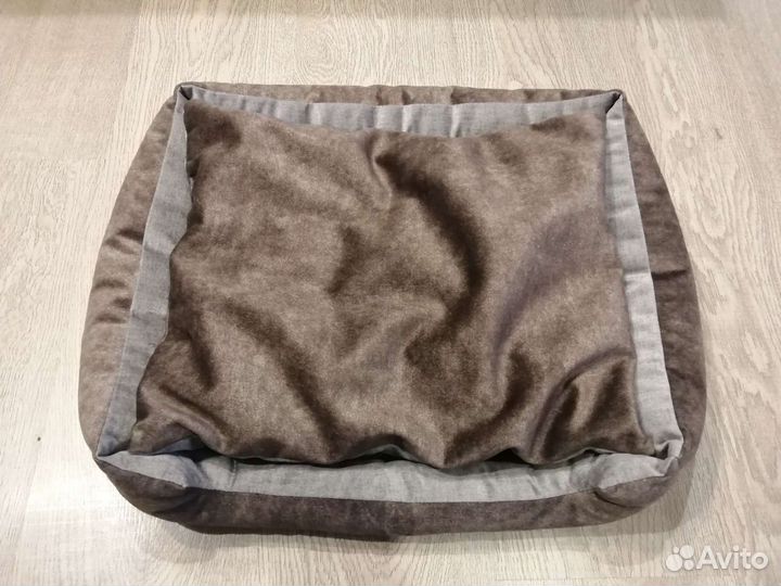 Лежанка для собак и кошек