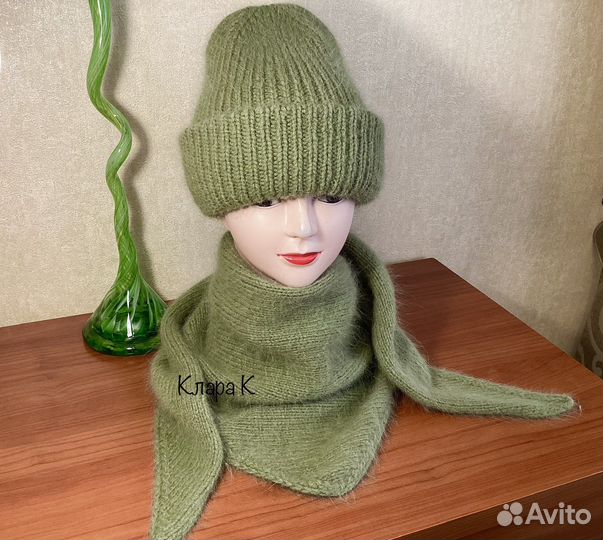 Шапки из пряжи пух норки, ручная работа