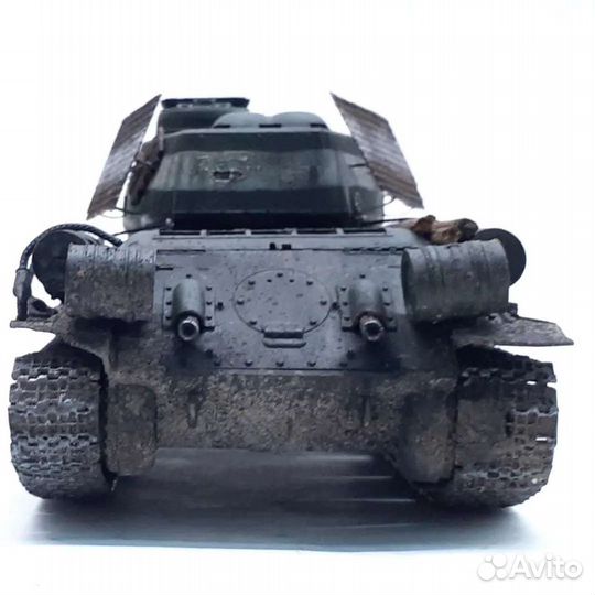 Модель советского среднего танка Т-34-85