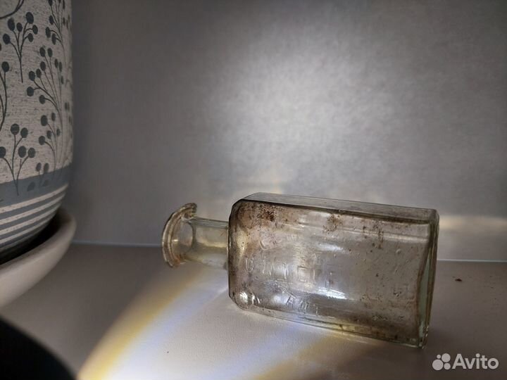 Старо-никольская аптека В.К. Феррейн флакон