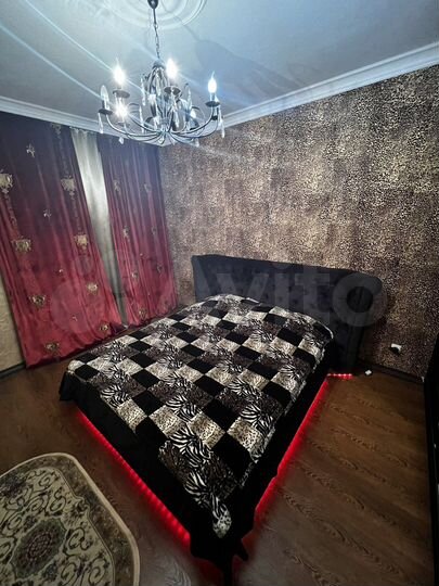 3-к. квартира, 100 м², 2/4 эт.