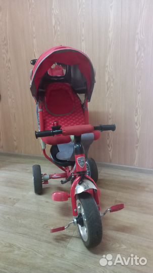 Трёхколёсный детский велосипед