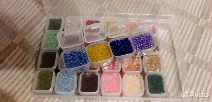 Набор бисера 28цв