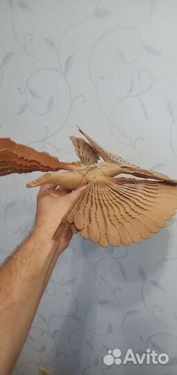 Предмет интерьера птица из дерева