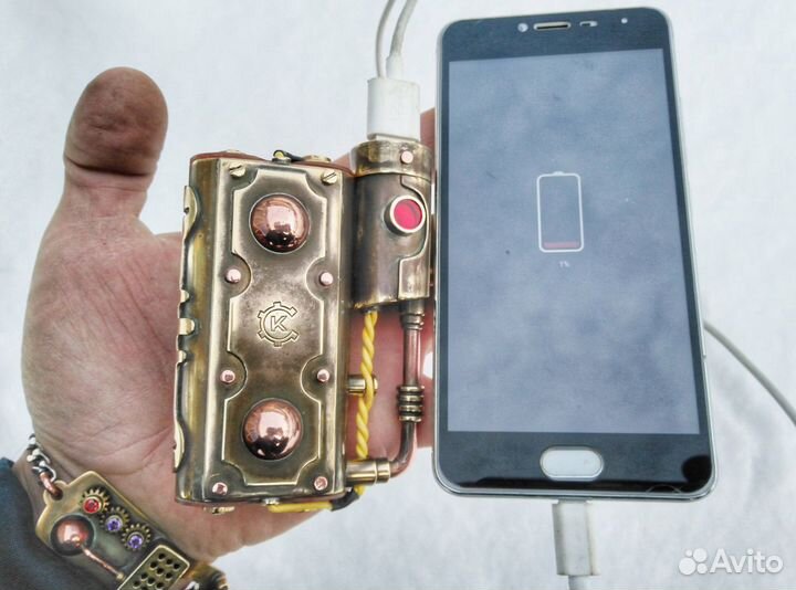 Power bank (зарядное устройство)