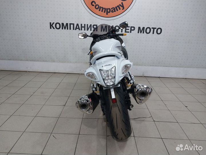 Suzuki GSX1300R Hayabusa