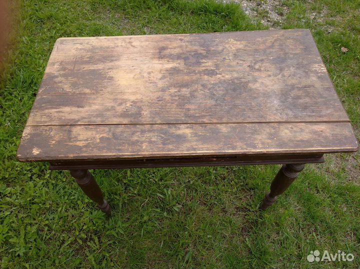 Продам старинный стол