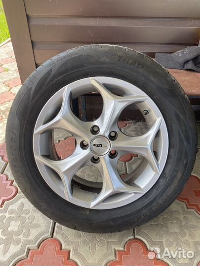 Viatti Strada 2 (V-134) 185/65 R15