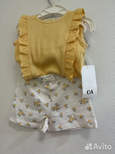 Костюм на девочку 74р C&A