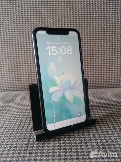 iPhone xr 64gb