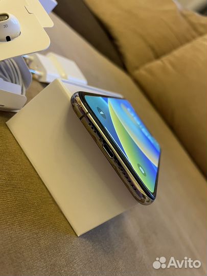 Телефон iPhone xs
