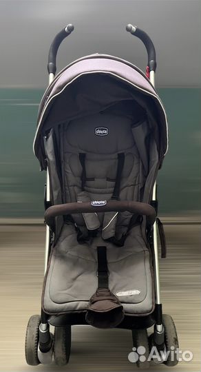 Прогулочная коляска chicco