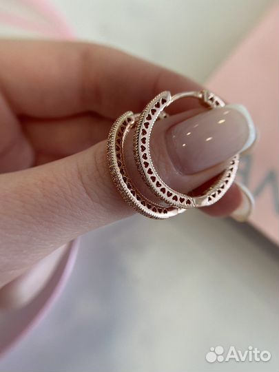 Серьги в стиле Pandora