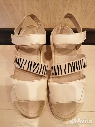 Босоножки для девочки