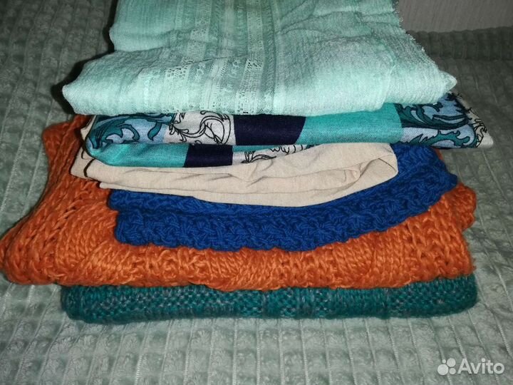 Женские шарфы и снуды