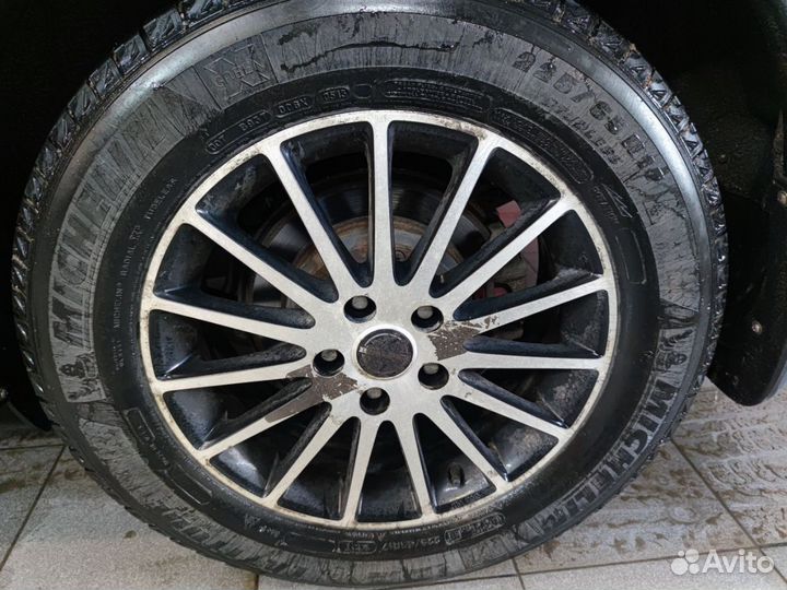 Michelin Latitude X-Ice 225/65 R17