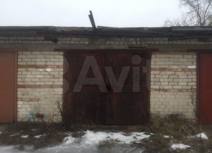 Гараж, > 30 м²